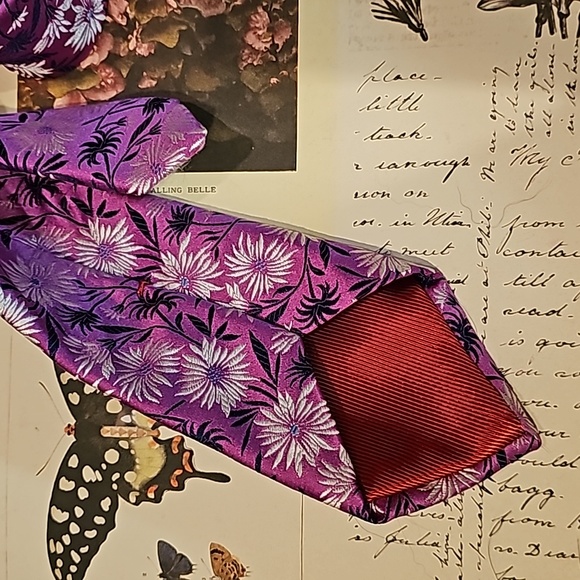 Men's Byron silk tie purple fuchsia with white flowers, navy leaves - Picture 3 of 7